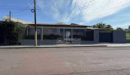 Casa com 4 dormitórios à venda, 483 m² por R$ 1.650.000,00 - Centro - Cornélio Procópio/PR