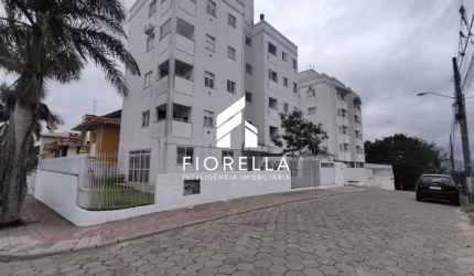 Apartamento 02 dormitórios semi mobiliado vista mar no bairro Potecas - São José/SC