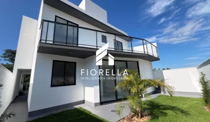 Casa nova 4 dormitórios sendo 1 suite + 2 demi-suites em São José.