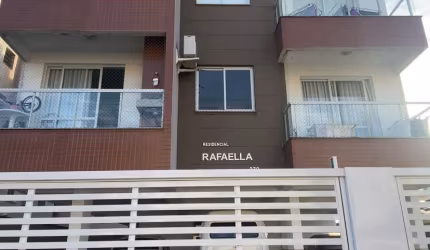 Apartamento de 02 dormitórios sendo 01 suíte, com vaga de garagem coberta no Centro de Palhoça - SC