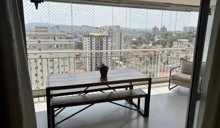 Lindo apartamento decorado na Vila Galvão