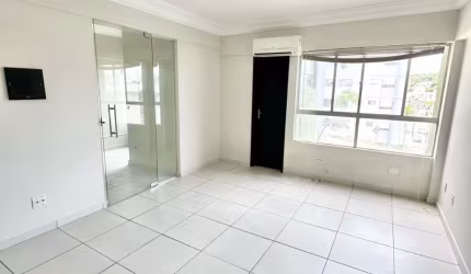 Alugo Sala Comercial de 44m² no Centro Odonto Médico Natal - Petrópolis