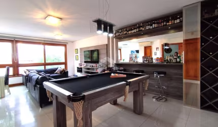 CASA 3 QUARTOS, 4 BANHEIROS, 3 VAGAS