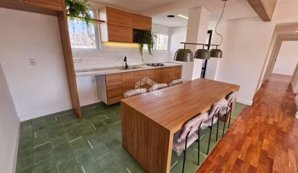 Apartamento Reformado, no bairro Rio Branco