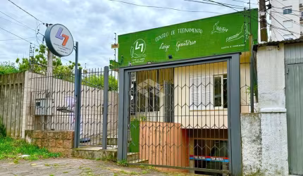 CASA COMERCIAL NO PETRÓPOLIS