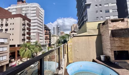 Cobertura com 110m² no Mont Serrat