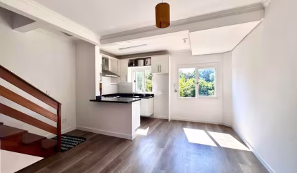 Casa em condomínio, com duas suítes, no Camaquã