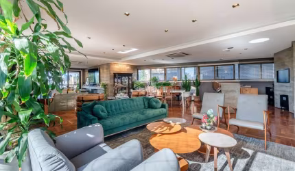 Apartamento com três suítes, no ponto mais alto do Bela Vista.
