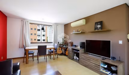 Apartamento 3 dormitórios, 1 suíte, 96m², 2 vagas no bairro Jardim Botânico