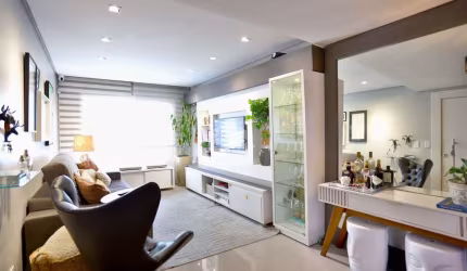 Casa Impecável, Mobiliada e Pronta para Morar - 2 Dormitórios (1 Suíte) - Espaço Gourmet e Amplo Pátio