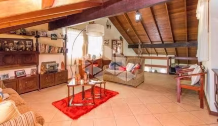 CASA 4 QUARTOS SENDO 1 SUÍTE PISCINA 3 VAGAS 150M2 RUBEM BERTA