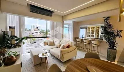 Cobertura com 2 quartos e 2 vagas, 119m² no bairro São Sebastião, Porto Alegre
