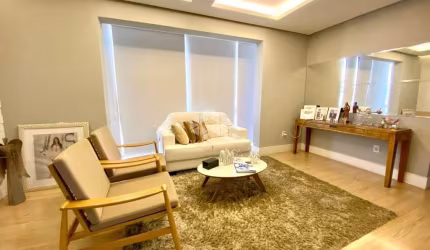 Cobertura reformada e decorada por arquiteto,  com 2 dormitórios, 2 vagas a venda no bairro  Jardim Lindóia.