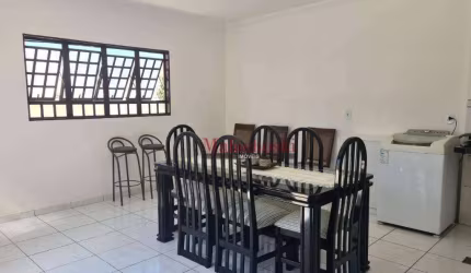Casa para Venda em Itu, Jardim Aeroporto I, 3 dormitórios, 1 suíte, 2 banheiros, 2 vagas