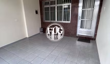 Casa com 2 quartos à venda na Rua Gomes, 129, Água Rasa, São Paulo por R$ 550.000