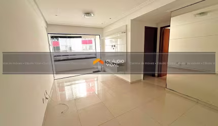 Apartamento decorado com 62 m2,  2/4 no bairro do  Rio Vermelho em  Salvador, BA