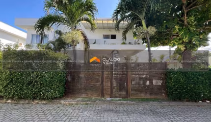 Encantadora casa duplex, 266 m² com 4/4, Buraquinho em Lauro de Freitas- BA