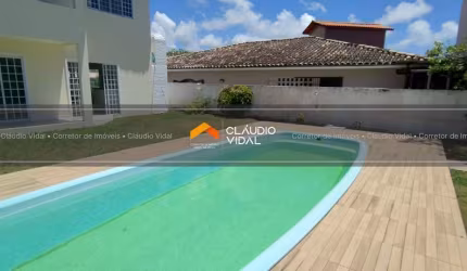 Casa duplex, 547 m2, com 4 suítes e Piscina Privativa no cond Jardim dos Pássaros em Lauro de Freitas