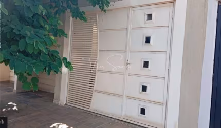 DUAS CASAS COM DOIS QUARTOS - À VENDA - JD. POPI EM BIRIGUI - OPORTUNIDADE PARA INVESTIDORES.