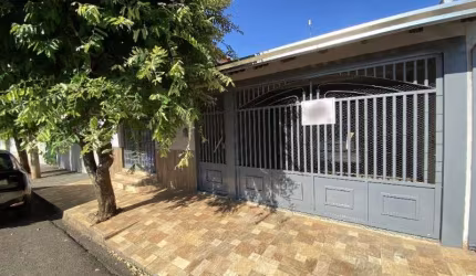 CASA COM TRÊS QUARTOS À VENDA EM BIRIGUI - COLINAS PARK