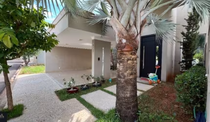 Imperdível casa em condomínio à venda em Birigüi-SP, no Condomínio San Marino: 3 quartos, 1 suíte, 3 salas, 3 banheiros, 1 vaga de garagem e 170m²!