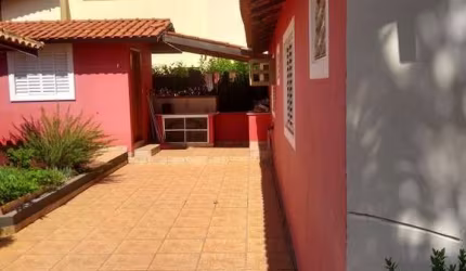 Rancho de luxo à venda em Buritama-SP: 4 quartos, 2 suítes, 2 salas, 3 banheiros, 3 vagas de garagem, 400m² no Portal da Praia.