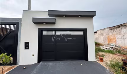 Casa á venda no Santana, em excelente localização, Casa com 2 quartos sendo um suíte, sala de tv com pé direito alto e garagem descoberta