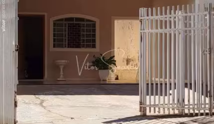 Casa a venda na Rua Guarani em Birigui: 3 Quartos, Sala de TV, Sala de jantar e Cozinha