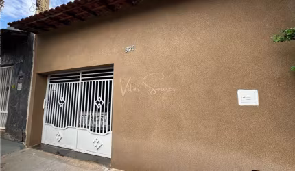 Casa á venda em Birigui no Monte Líbano: 2 Quartos, Banheiro social, Sala e Garagem Fechada