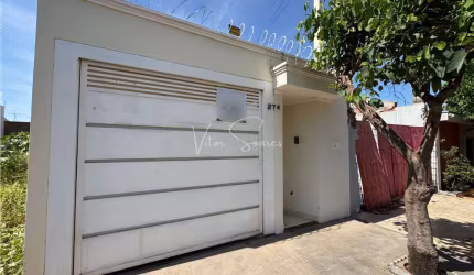 Casa á venda em Birigui, no bairro Jardim do Prado casa com: 2 quartos sendo um suíte, sala de tv, cozinha, banheiro social e garagem coberto