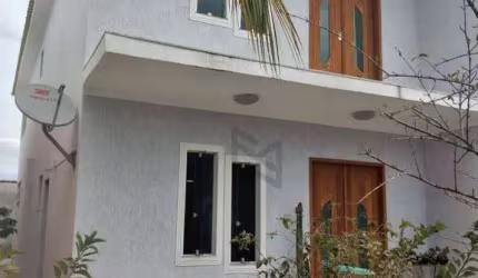 Casa com 2 dormitórios à venda, 90 m² por R$ 370.000 - Estação - São Pedro da Aldeia/RJ