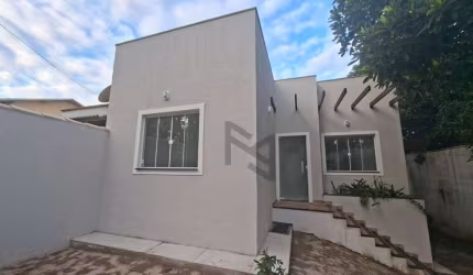 Casa com 2 dormitórios à venda, 70 m² por R$ 435.000 - Balneário das Conchas - São Pedro da Aldeia/RJ