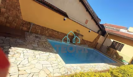 Casa com 4 dormitórios à venda, 350 m² por R$ 750.000,00 - Parque São Cristóvão - Taubaté/SP