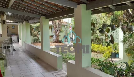 Casa com 3 dormitórios à venda, 140 m² por R$ 600.000,00 - Vila Jaboticabeira - Taubaté/SP