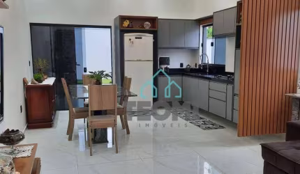 Casa com 3 dormitórios à venda, 146 m² por R$ 790.000,00 - Parque São Luís - Taubaté/SP