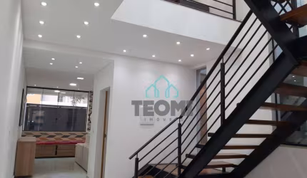 Sobrado com 3 dormitórios à venda, 182 m² por R$ 800.000,00 - Bosque Flamboyant - Taubaté/SP