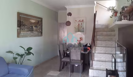 Sobrado com 2 dormitórios à venda, 120 m² por R$ 370.000,00 - Vila São José - Taubaté/SP