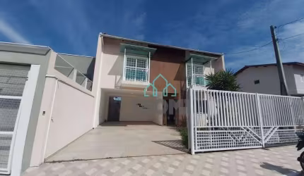 Sobrado com 4 dormitórios à venda, 280 m² por R$ 850.000,00 - Independência - Taubaté/SP