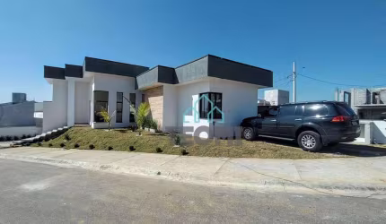 Casa com 3 dormitórios à venda, 165 m² por R$ 1.100.000,00 - Parque Residencial Maria Elmira - Caçapava/SP