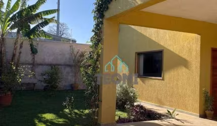 Sobrado com 3 dormitórios à venda, 200 m² por R$ 770.000,00 - Barreiro - Taubaté/SP