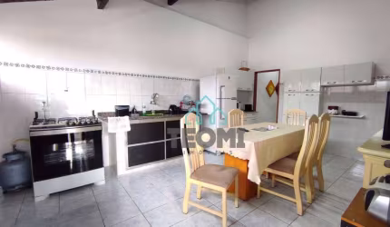 Casa com 3 dormitórios (1 suíte)  à venda, 167 m² por R$ 340.000 - Chácara do Visconde - Taubaté/SP