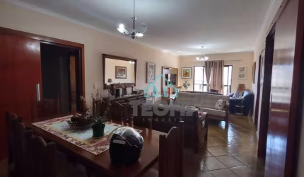 Apartamento com 3 dormitórios à venda, 125 m² por R$ 450.000,00 - Centro - Taubaté/SP