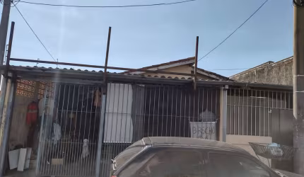Casa com 4 dormitórios à venda, 240 m² por R$ 320.000,00 - Parque São Luís - Taubaté/SP