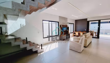Sobrado com 3 suítes à venda, 258 m² por R$ 1.420.000 - Ouroville - Taubaté/SP