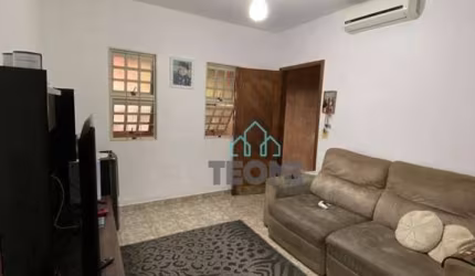 Casa com 2 dormitórios (1 suite) à venda, 70 m² por R$ 300.000 - Parque Senhor do Bonfim - Taubaté/SP