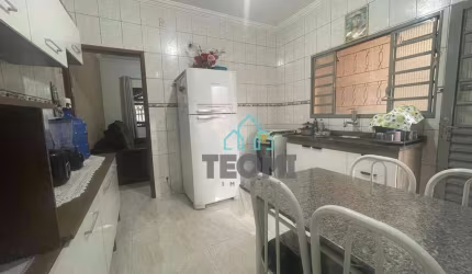 Casa com 2 dormitórios à venda, 66 m² por R$ 310.000,00 - Parque Senhor do Bonfim - Taubaté/SP