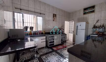 Casa com 2 dormitórios sendo 1 suíte à venda, 72 m² por R$ 360.000 - Esplanada Independência - Taubaté/SP