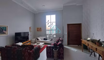 Casa com 3 dormitórios à venda, 182 m² por R$ 980.000,00 - Parque Vera Cruz - Tremembé/SP