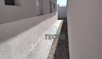 Casa com 3 dormitórios à venda, 82 m² por R$ 320.000,00 - Parque Urupês - Taubaté/SP