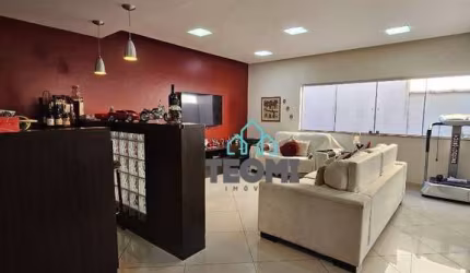 Casa com 3 dormitórios à venda, 396 m² por R$ 1.490.000,00 - Village Paineiras - Pindamonhangaba/SP